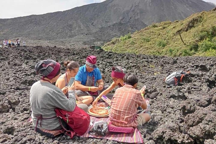 Cook Pizza on Pacaya Volcano: Antigua Day Tour & Lava-Baked Pizza Experience photo 3