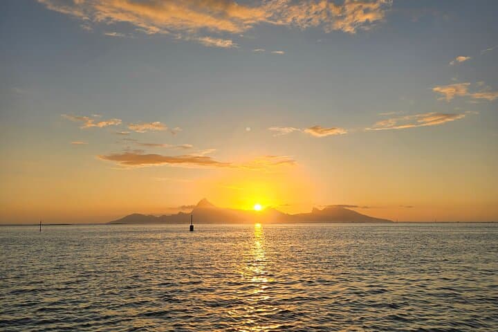 Sunset Sail to Moorea — Luxury Aperitif Cruise from Tahiti photo 6