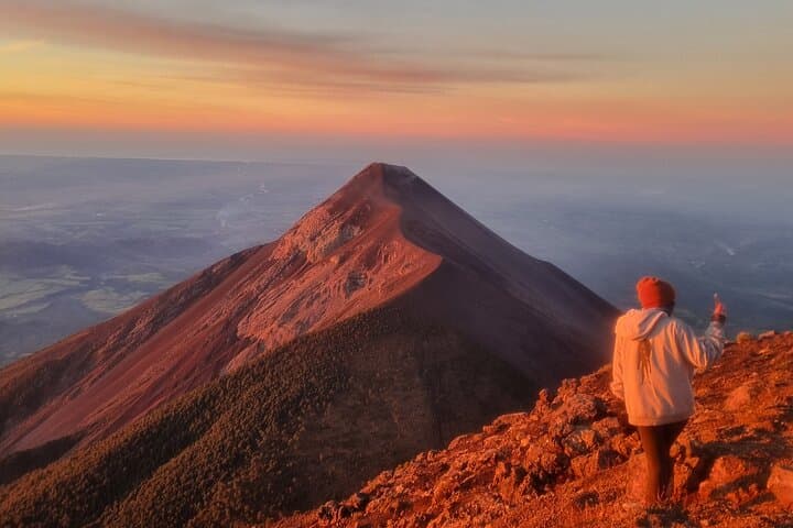 Acatenango 4x4 Volcano Base Camp & Summit — Overnight Volcano Hike from Antigua photo 5