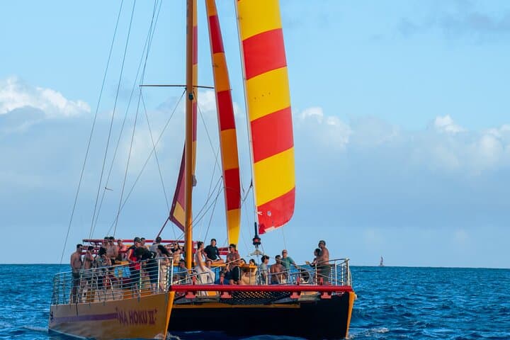 Honolulu Sunset Sail from Kewalo Harbor — 90-Minute Catamaran Cruise with Drinks photo 4