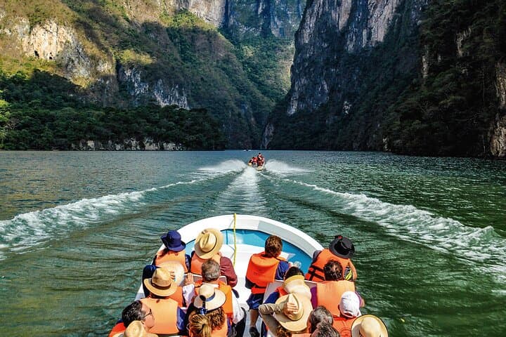 Sumidero Canyon Boat Tour from Tuxtla — Towering Walls, Wildlife & Chiapa de Corzo photo 2
