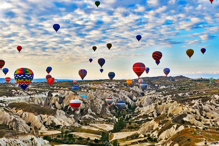 Dawn Over Cappadocia: Hot-Air Balloon Watching with Hotel Transfer photo 3