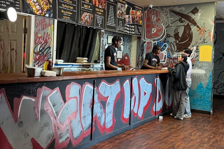 Atlanta Adults-Only Wing Tour: Taste Lemon Pepper & Iconic Local Stops photo 4