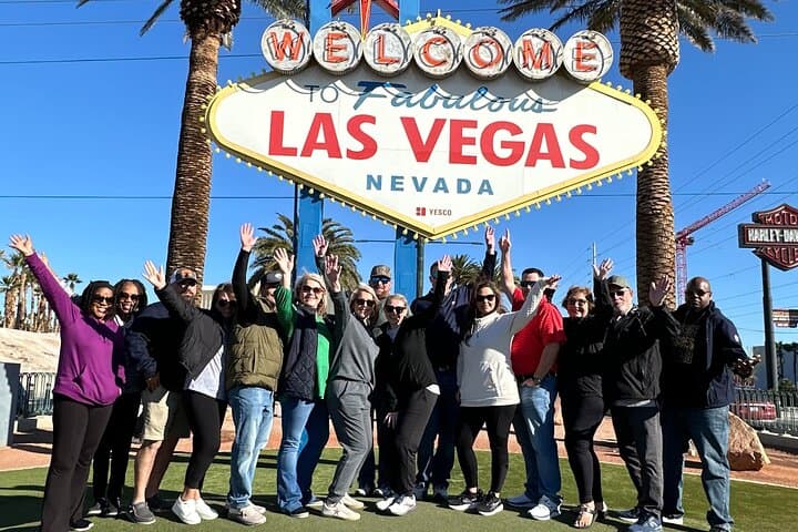 Las Vegas Limo Bus Tour: Strip Sightseeing & Iconic Photo Stops