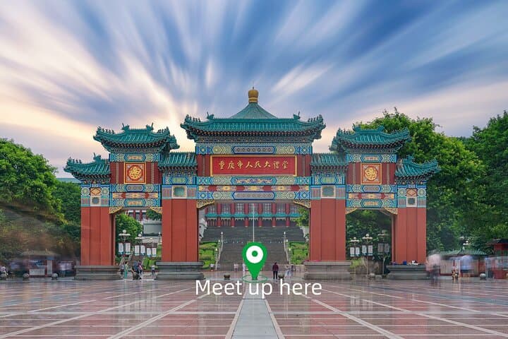 One-Day Chongqing Megacity Walking Tour: Liziba, E'ling Park & Hongya Cave photo 2