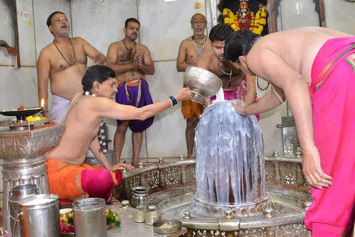 3-Day Jyotirlinga Pilgrimage and Mandu Forts: Private Guided Tour from Indore photo 5