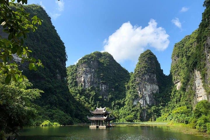 Ninh Binh Day Trip from Hanoi: Bai Dinh, Trang An & Mua Cave Guide photo 2