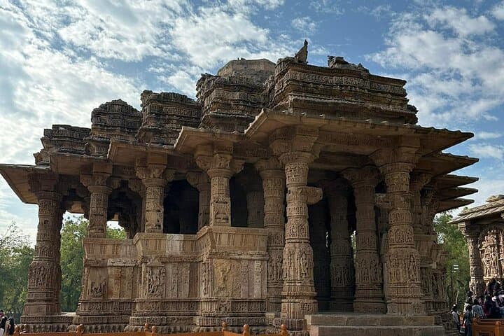 Gujarat Historical Sights & Regal Cities: 7-Day Extension from Ahmedabad photo 3