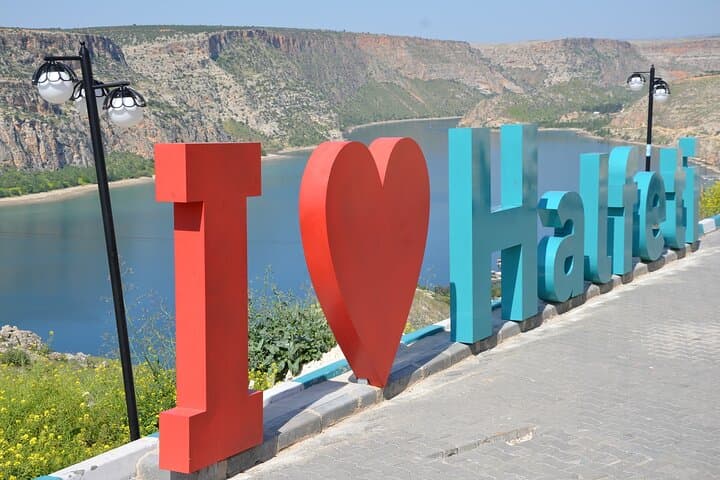 Gaziantep & Halfeti Day Trip from Istanbul — Zeugma Mosaics, Rumkale View & Halfeti Boat Ride photo 3