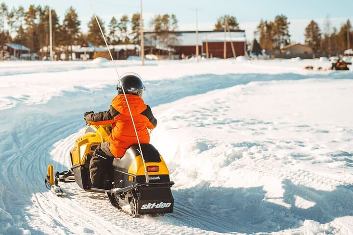 Apukka Snow and Fun: Family Arctic Adventures Near Rovaniemi photo 2