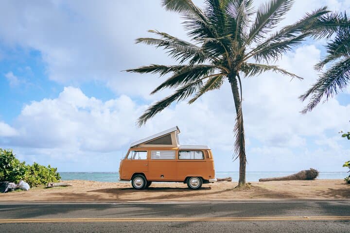 Cruising Oʻahu’s North Shore in a Vintage VW Campervan: Turtle Spotting and Coastal Vibes photo 2