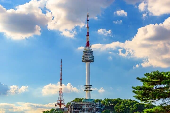 N Seoul Tower & Namsan Cable Car: A Practical Guide to Seoul's Best Skyline Views photo 2