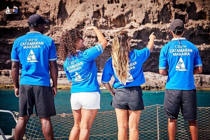 Private Catamaran Half-Day to Palmeira & Monte Leon — Snorkel, Fish and Lounge photo 6