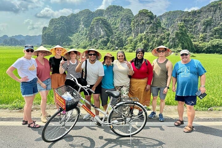 Hoa Lu, Trang An & Mua Cave: Full-Day Tour from Hanoi photo 4