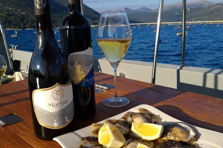 Private Gastro Tour to Ston: Oyster Farm Boat Trip & Wine Tasting from Dubrovnik