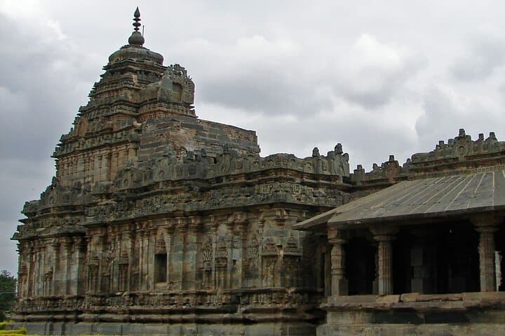 Hubli to Hampi, Belur, Halebedu & Bangalore: 6-Day Karnataka Heritage Tour photo 2