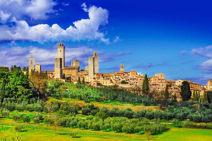 Explore San Gimignano in One Hour: Self-Guided Walking Tour with Audio Guide