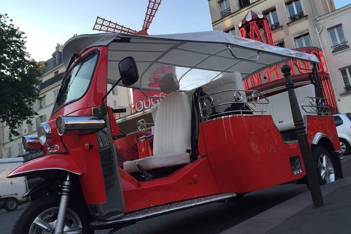 Paris Electric Tuk-Tuk Private Tour — 3-Hour Saint-Germain to Eiffel Highlights photo 4