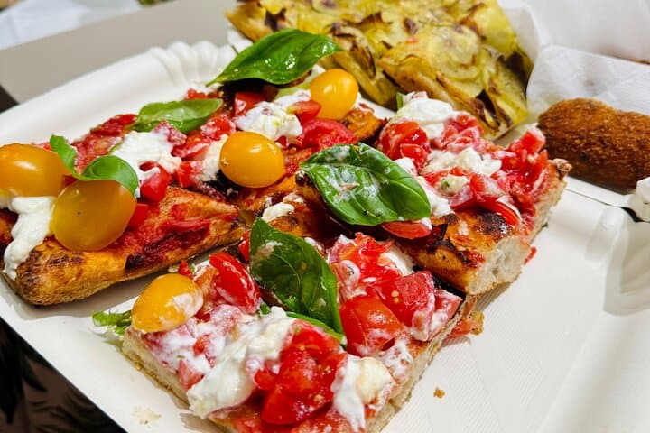 Rome Food Tour by Golf Cart: Private Tasting Experience in the Historic Center photo 5