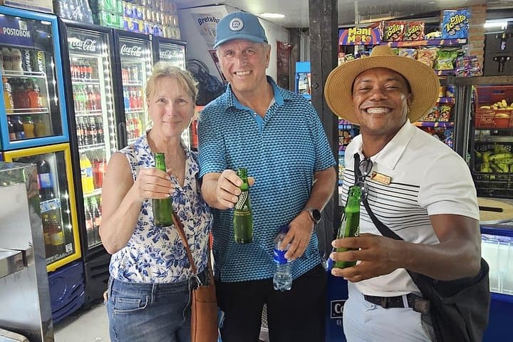 Wandering Cartagena's Little Streets: A Walled City Walking Tour photo 3