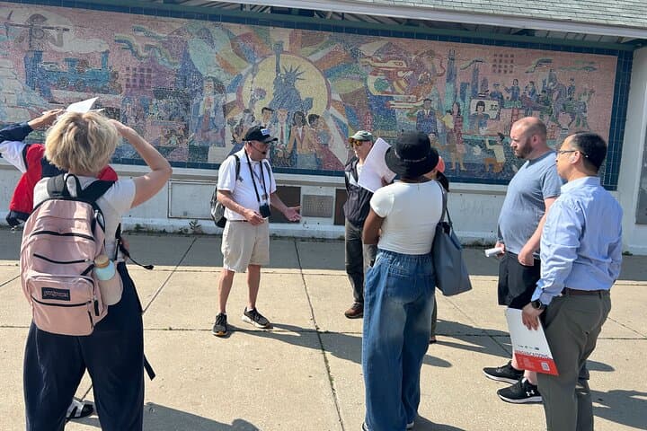 Explore Chicago's Chinatown: 90-Minute History and Culture Walking Tour photo 4