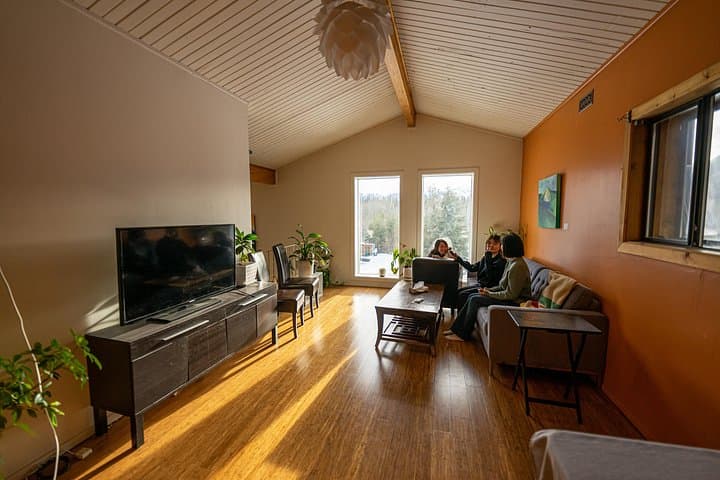 3-Day Yukon Northern Lights Lodge Adventure from Whitehorse photo 3