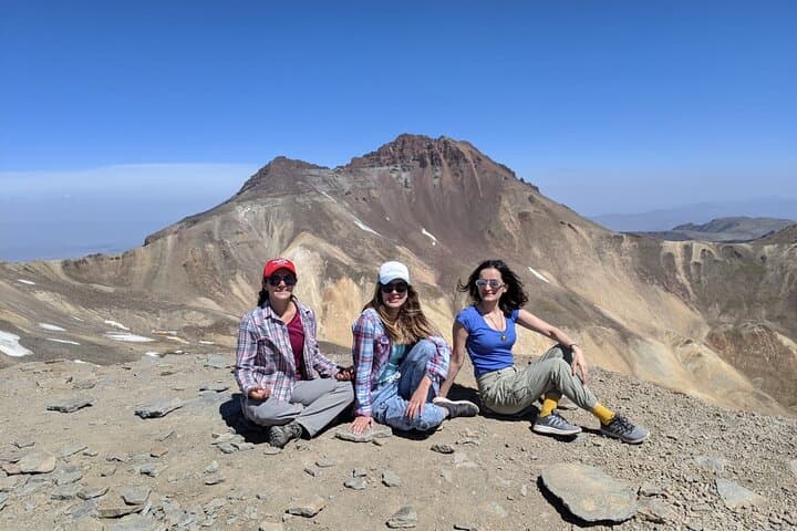 Summit Aragats in a Day: Lake Kari to Southern Peak Hiking Tour photo 4