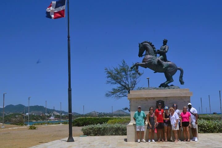 Half-Day Puerto Plata City Tour & Beach Break — San Felipe, Callejon Rosado and Caribbean Shore photo 4
