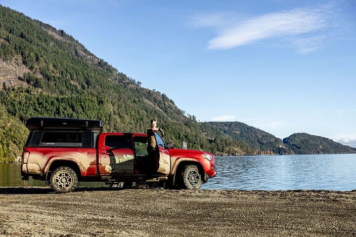 Vancouver Island Fall Adventure: Grizzly Bears, High Tea & Coastal Lodges photo 5