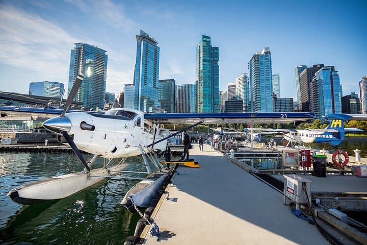 Vancouver Panorama Seaplane Tour: 20-Minute Scenic Flight Over Stanley Park & Coast photo 4