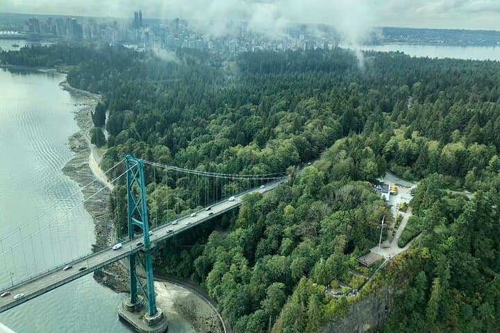 Extended Vancouver Seaplane Tour: 45-Minute Panorama Over City and Coast photo 3
