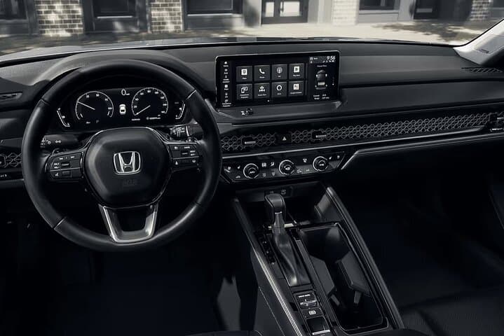 BNA Airport Transfer to Downtown Nashville — Private Sedan Service photo 4