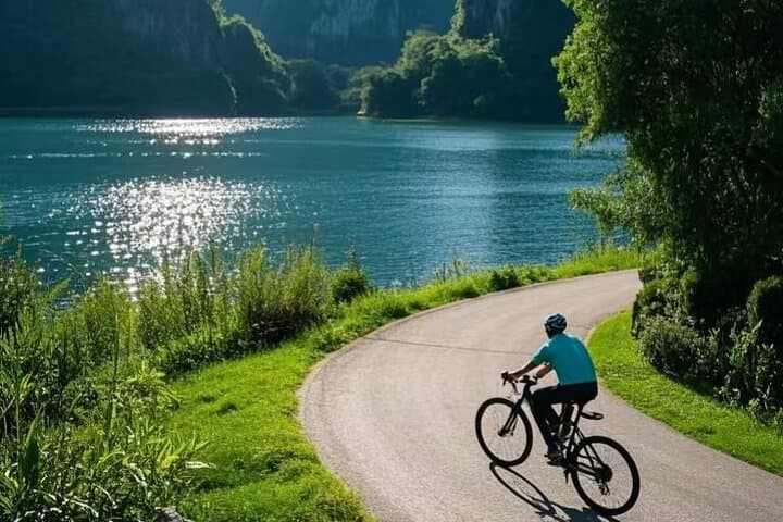 Yangshuo Bike and Li River Hike from Xingping — 18km Karst Ride and Riverside Walk