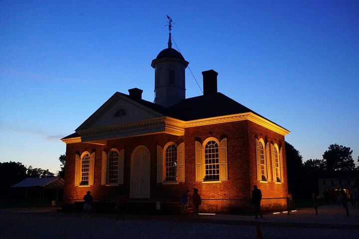 Williamsburg Ghosts Self-Guided Audio Walking Tour — Haunted Colonial Williamsburg photo 2