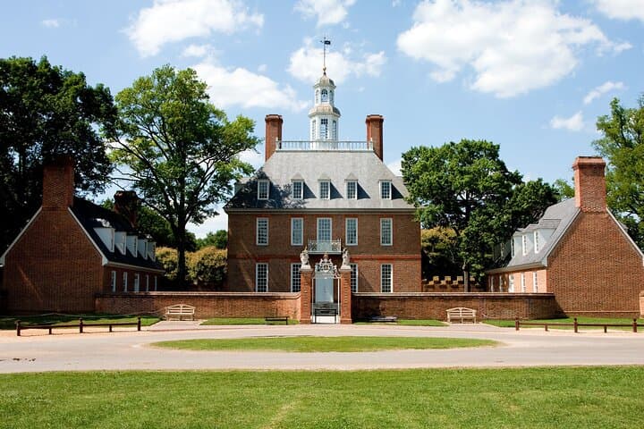 Williamsburg Ghosts Self-Guided Audio Walking Tour — Haunted Colonial Williamsburg photo 3