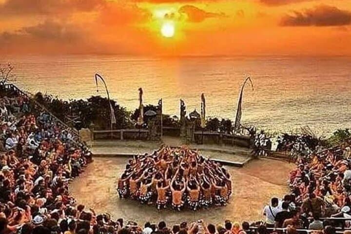 Uluwatu Temple Kecak & Sunset Half-Day: Cliffside Culture Near Kuta photo 4