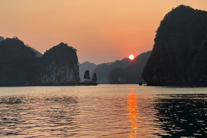 Lan Ha Bay Sunset and Bioluminescent Kayaking — Night Paddle from Cat Ba photo 3