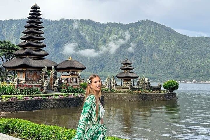 Discover North Bali: Private Full-Day Temples, Waterfalls & Rice Fields photo 2