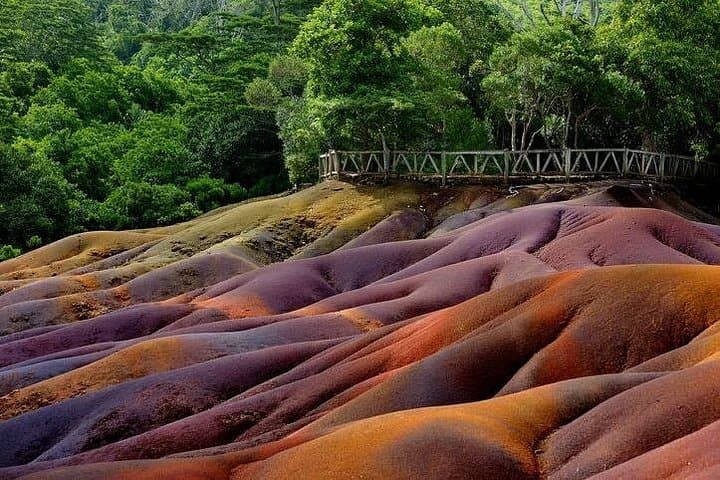 South Mauritius Private Day Tour: Grand Bassin, Chamouny & Coloured Earth photo 1
