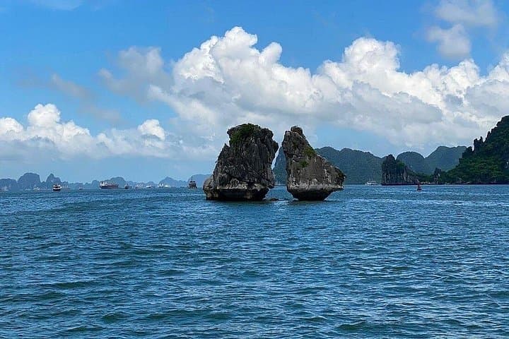 Hanoi Halong Bay & Ninh Binh: Luxury 3-Day Northern Vietnam Highlights photo 3