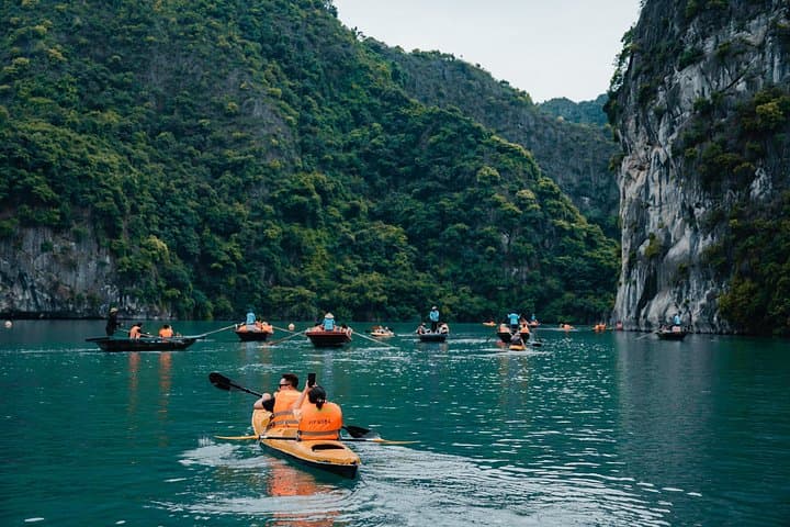 Lan Ha & Ha Long Bay 2-Day Luxury Cruise: Kayaks, Caves & Viet Hai Village photo 2