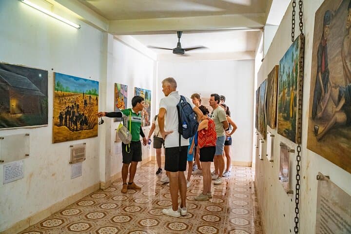 Siem Reap Morning City Bike Tour — Culture, Ceramics & Markets photo 4