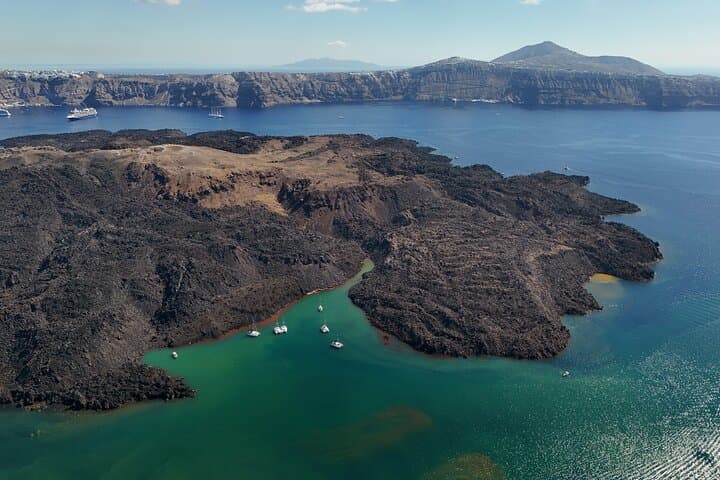 Santorini Full-Day Volcano Cruise, Hot Springs and Oia Sunset