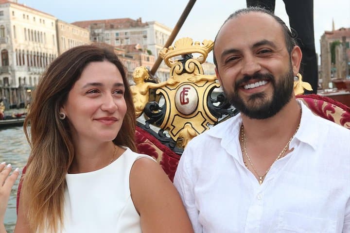 VIP Gondola Marriage Proposal in Venice: Rialto to San Marco