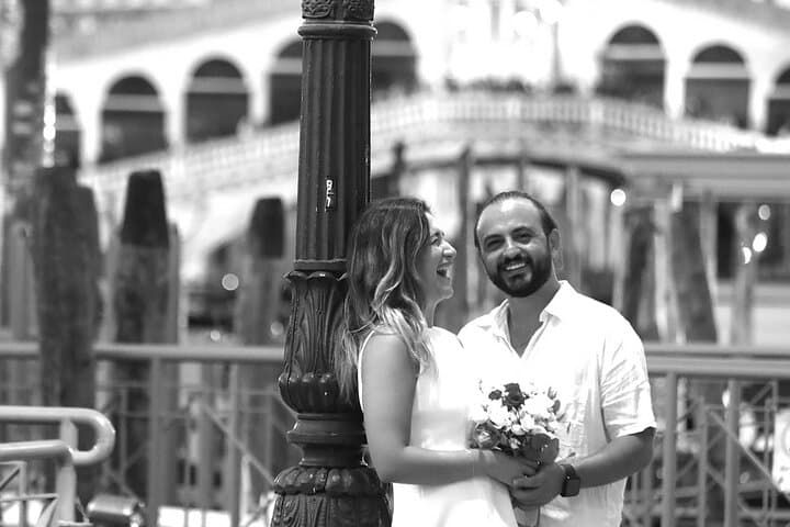 VIP Gondola Marriage Proposal in Venice: Rialto to San Marco photo 3
