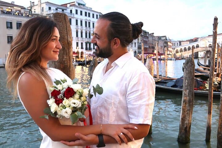 VIP Gondola Marriage Proposal in Venice: Rialto to San Marco photo 5