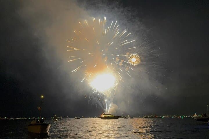 Fires at Sea: Sorrento & Positano Night Cruise for Saint Anna and Ferragosto Fireworks photo 5
