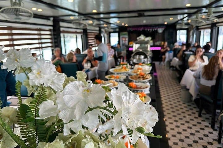 Halong Bay Day Cruise: Alova Premium Tour to Sung Sot Cave & Titov Island photo 3