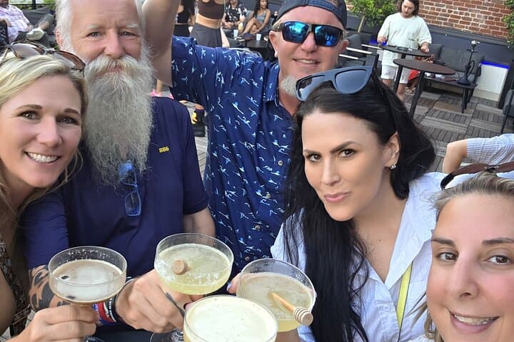 Sip and Ship: All-Inclusive Downtown Jacksonville Pub Crawl photo 3