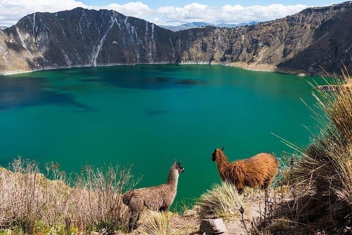 Quilotoa Crater Lake Private Tour — Hike, Kayak & Indigenous Community Visit photo 2